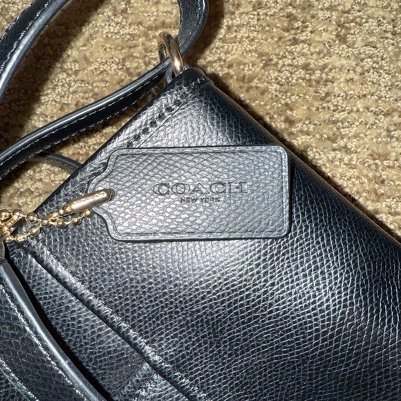 Black Coach Leather Tote Bag - Picture 6 of 11